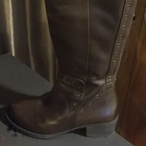 Vince Camuto brown leather thigh highs